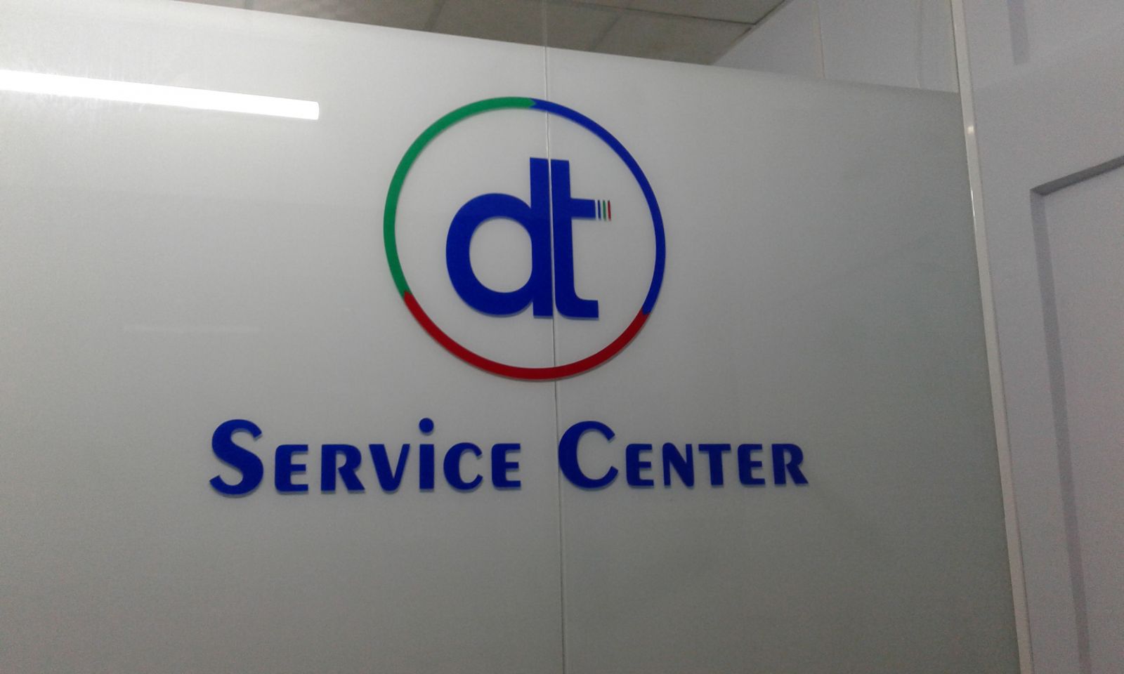 Decal dán kính&nbsp;hoa mai
