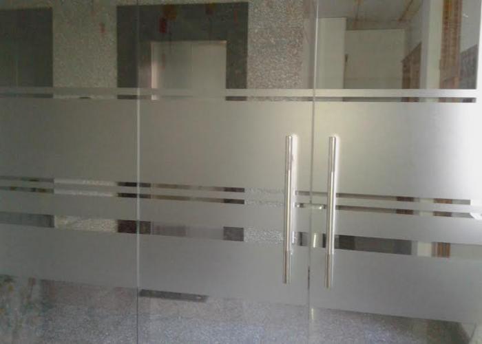 giấy dán kính mờ